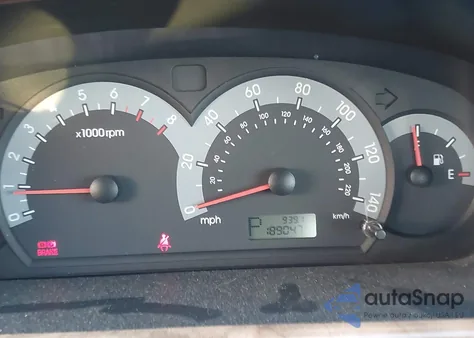 2002 Hyundai Elantra Gt z USA, uszkodzony, nr VIN KMHDN55DX2U064453